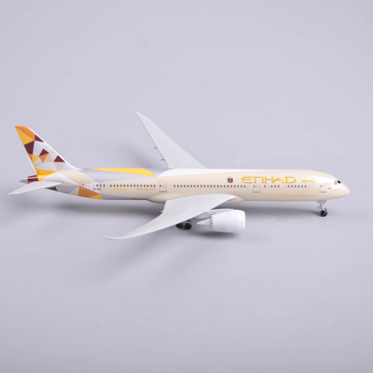 Modelo de Avião em Metal Dieca - Model Kit Airplane avaliação e preço