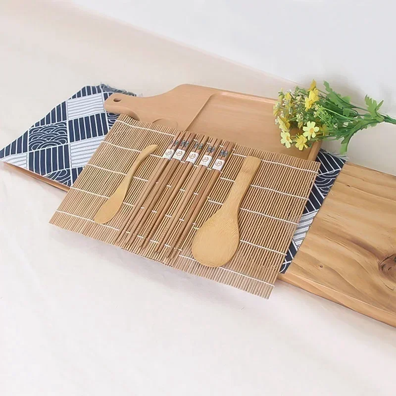 Kit de 9 Peças para Fazer Sush - Model Kit Onigiri avaliação e preço